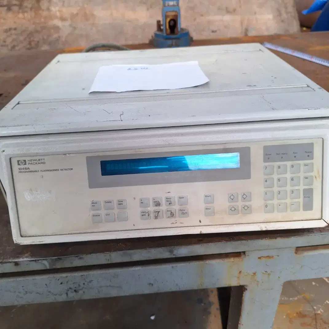 HP 1046A Programmable Fluorescence Detec