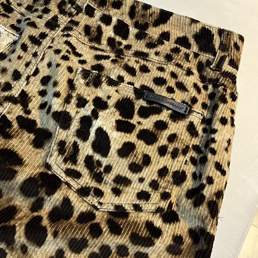 dolce&gabbana leopard mini skirt