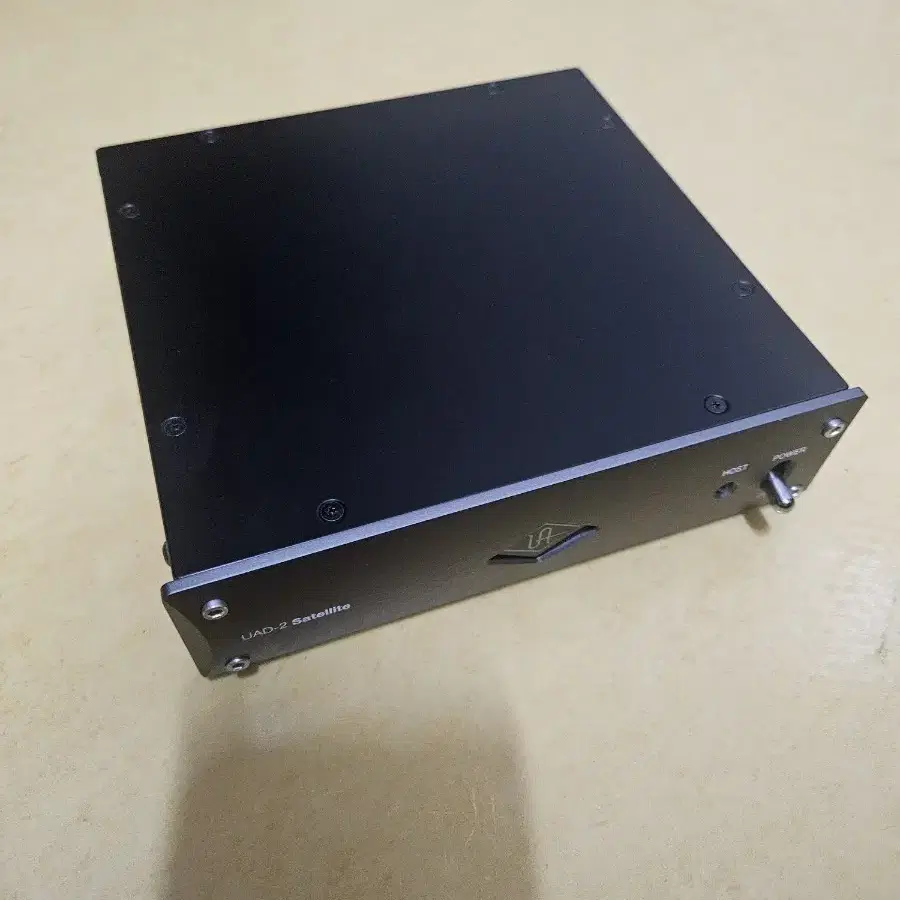 UAD-2 Satellite TB3 OCTO Core 새틀라이트 옥토 코