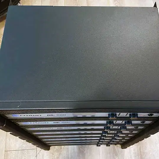 Crown DSP 내장 파워앰프 DSi1000 (475W x 2)