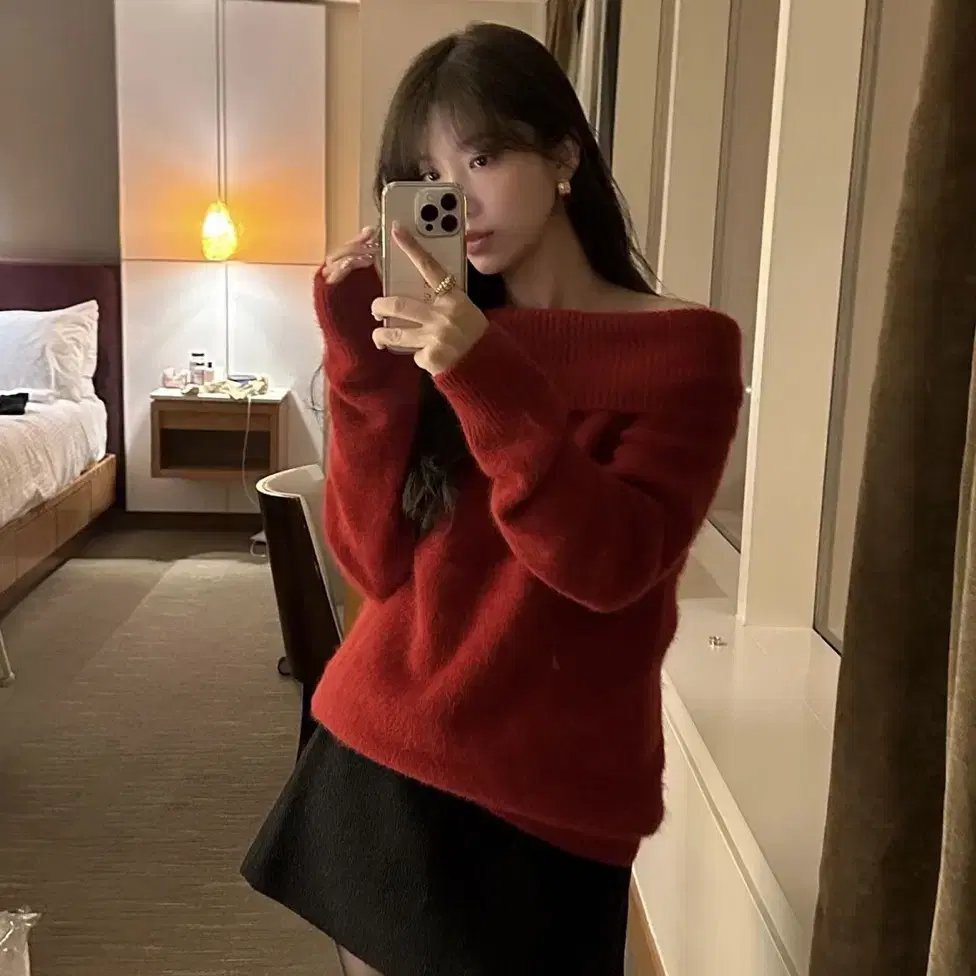 아카이브제이투유 오프숄더 스웨터 off shoulder sweater