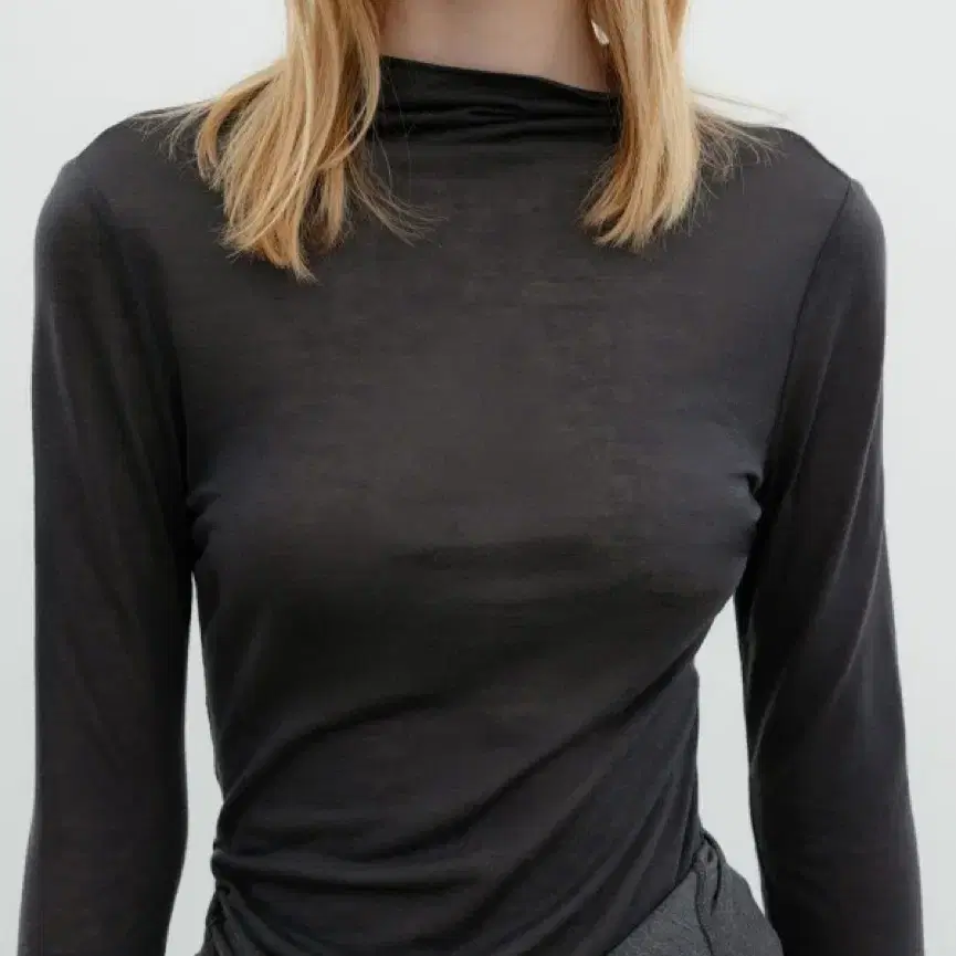 LFM High Neck Sleeve Top