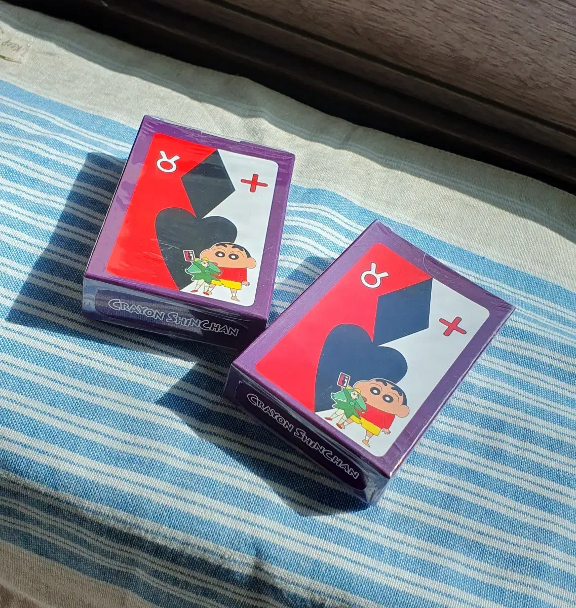 (New)(Only 2 left)Awesome Awesome playing cards for gift display.