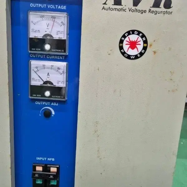 선창전기 AVR 자동전압조정기 10KVA(220V/220V)