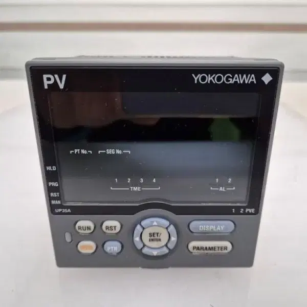 Yokogawa UP35A Controller