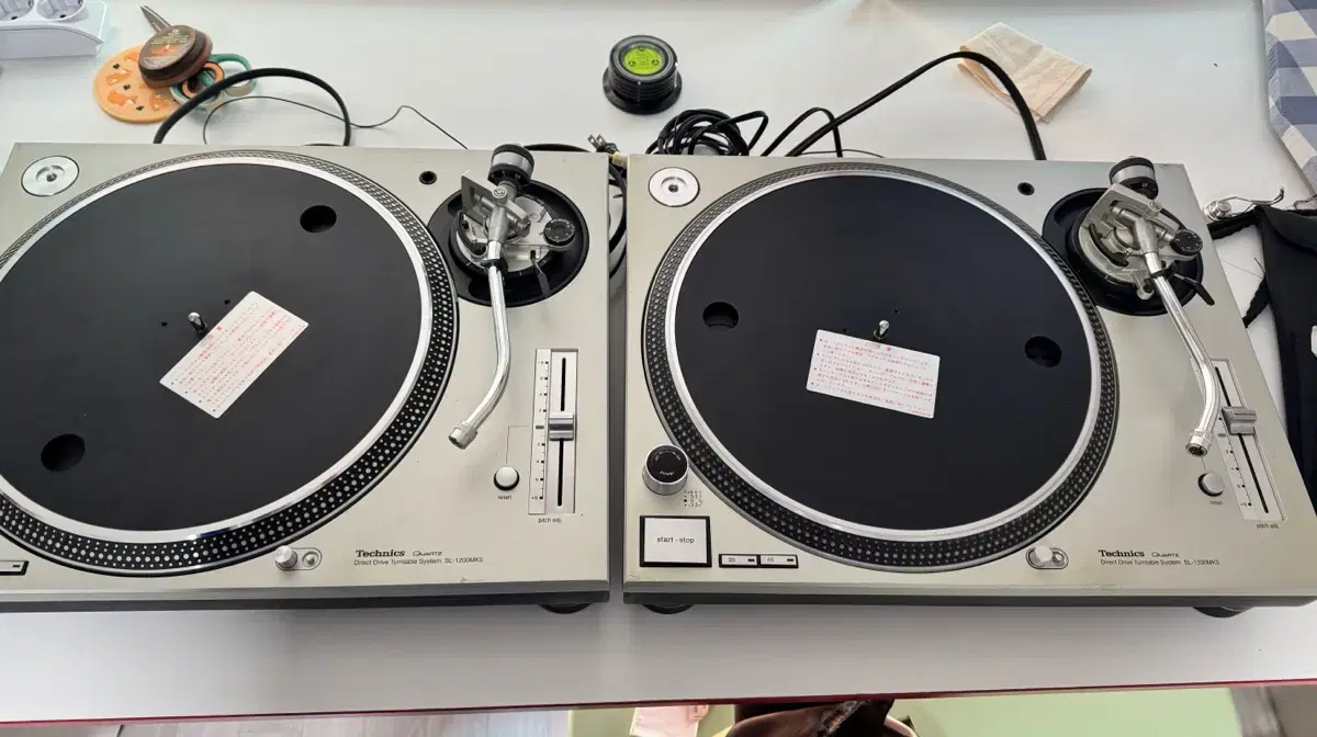 테크닉스 SL-1200MK5 2대 판매합니다