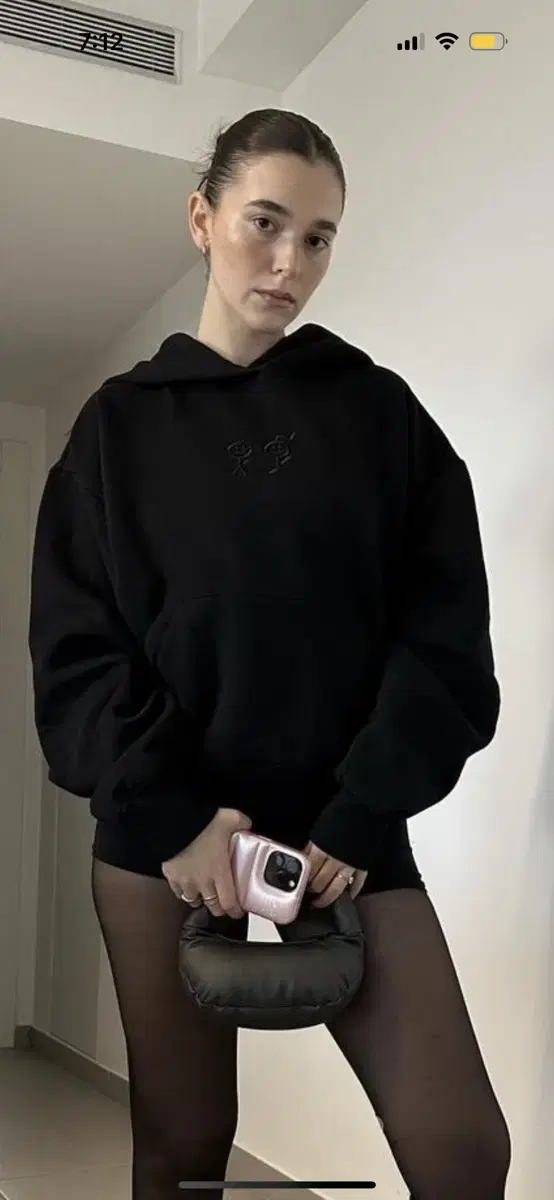 어반소피스티케이션 feels hoodie 후드티