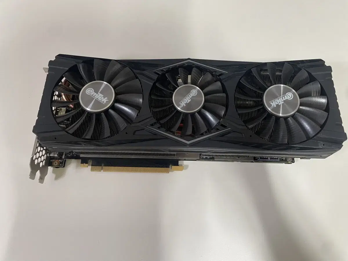 RTX2080TI 이엠텍 블랙에디션 BLACK EDITION