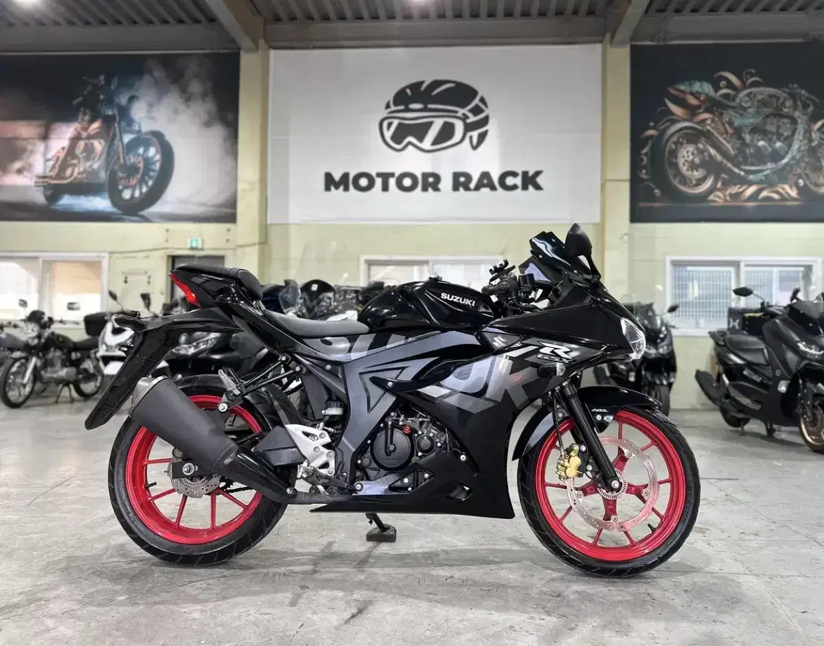 스즈키 GSX-R125 ABS 2021년 1만KM 검/빨 차량 판매중