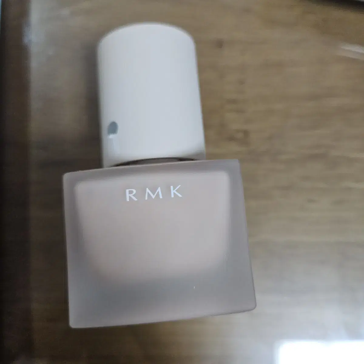 rmk 리퀴드 파운데이션 201