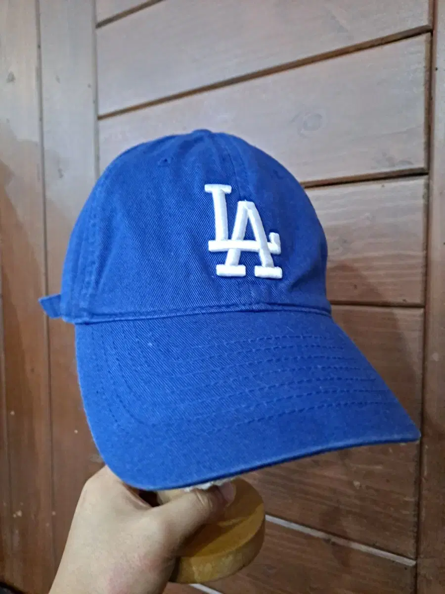 MLB LA 자수 볼캡