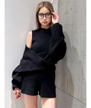 암개더 레이어드 니트 롱패딩