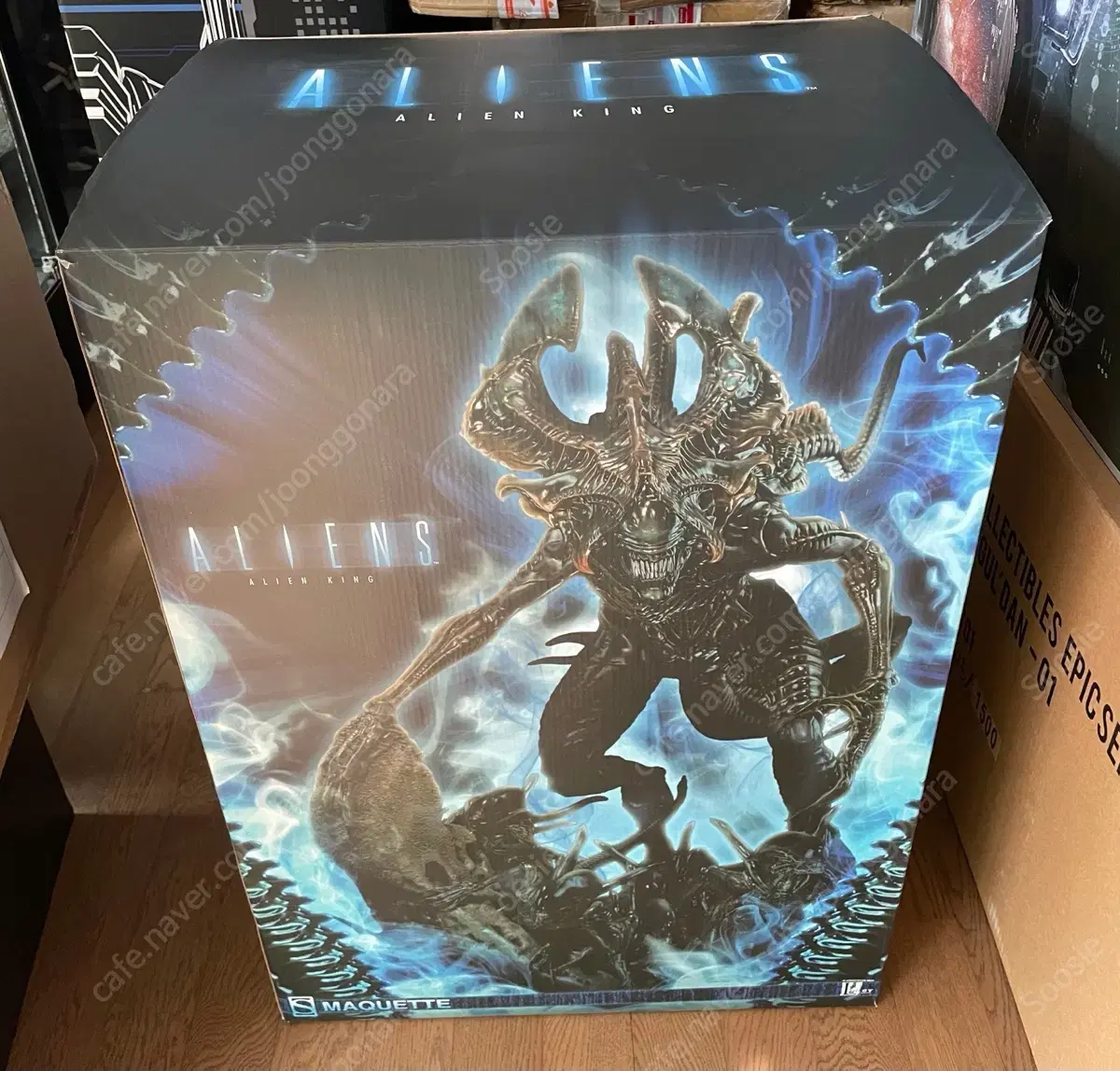 Sideshow King Alien (in good condition)