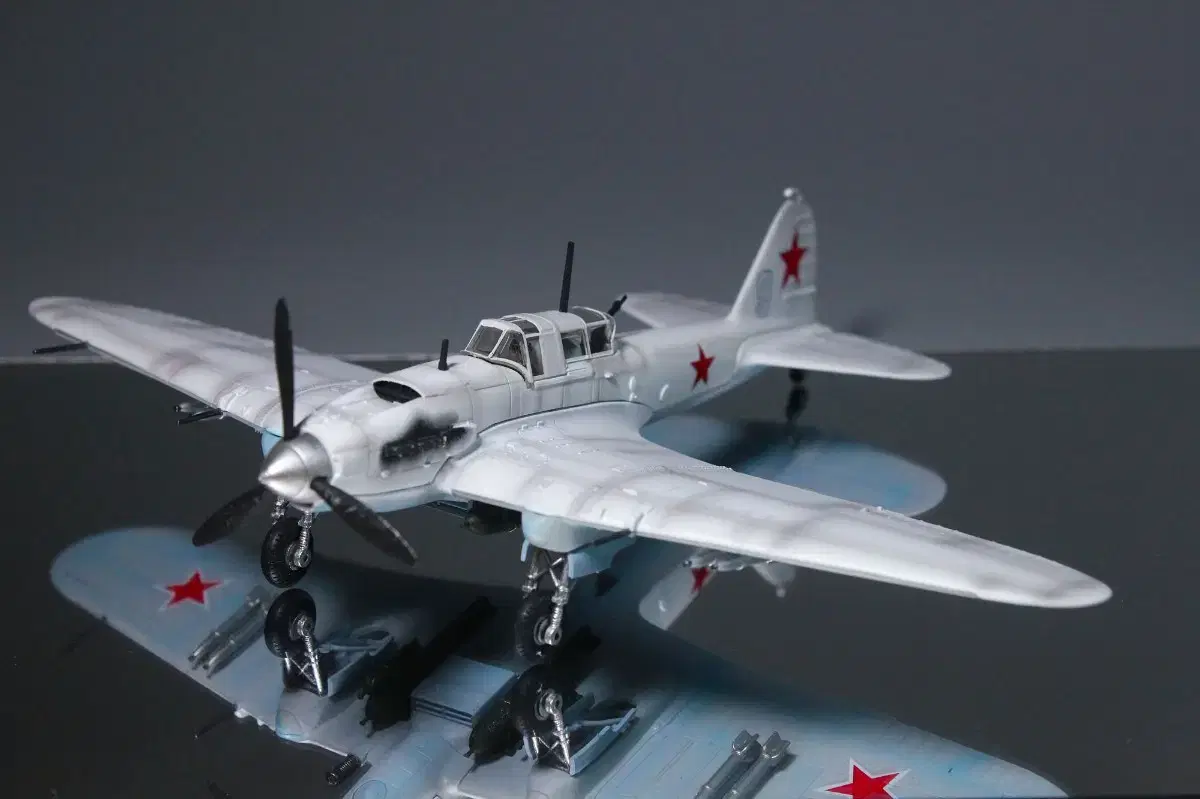 1/72 IL-2M 슈트르모빅 전투기모형