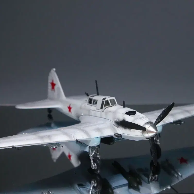 1/72 IL-2M 슈트르모빅 전투기모형