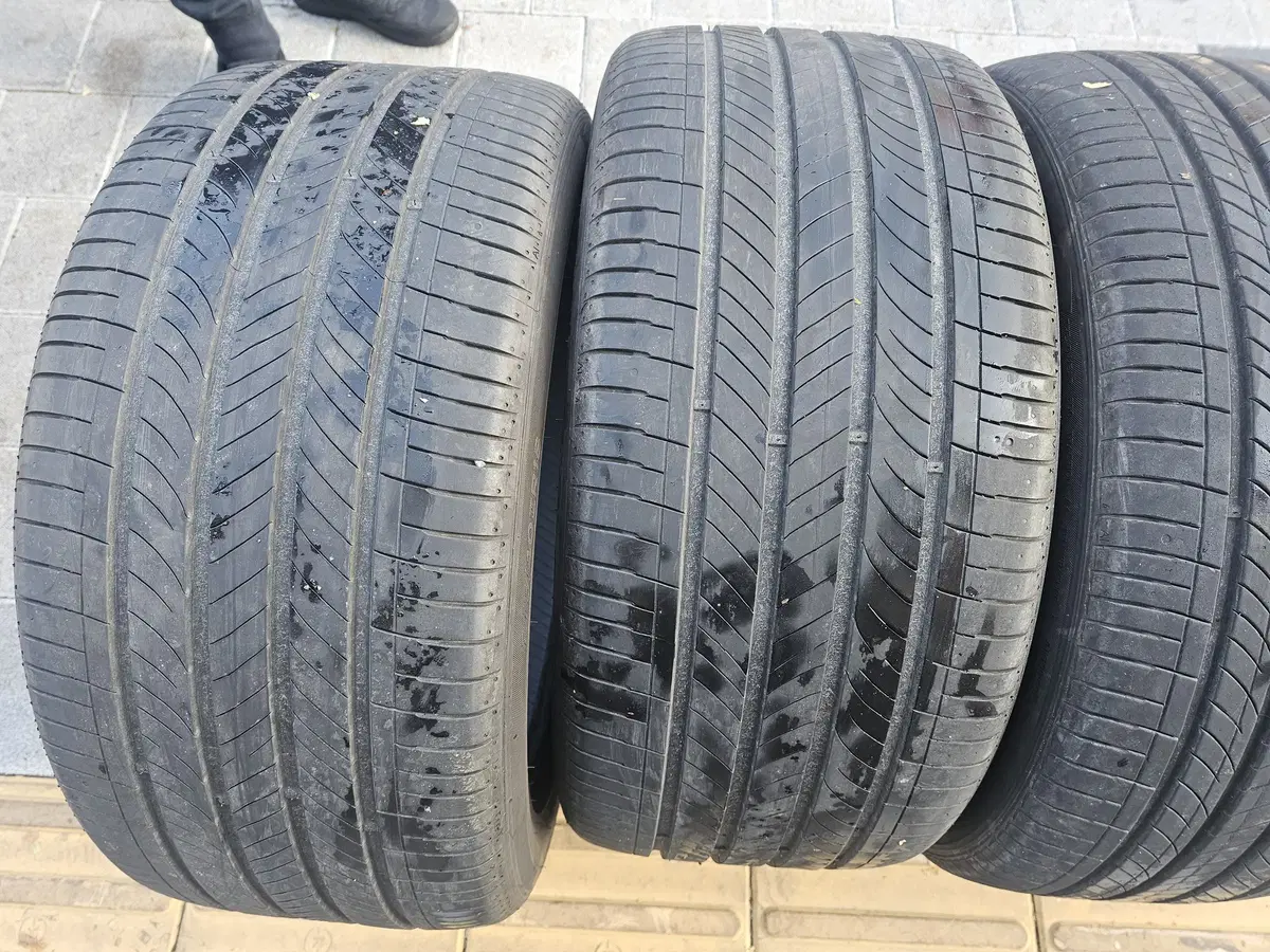 275/40R18  S2 AS  중고타이어 2본