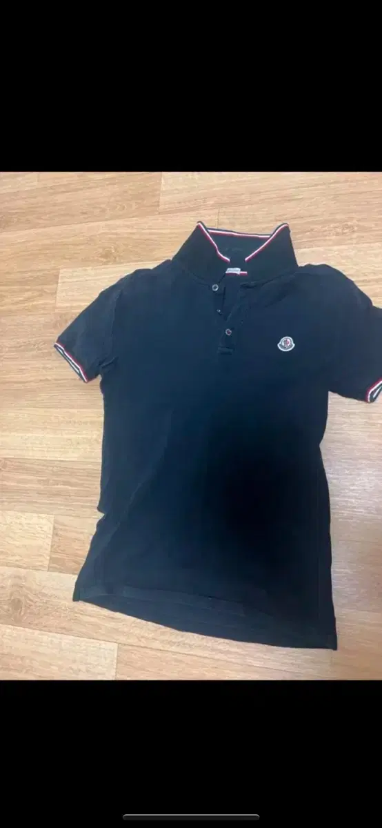 Moncler Caraty Communication,Sells