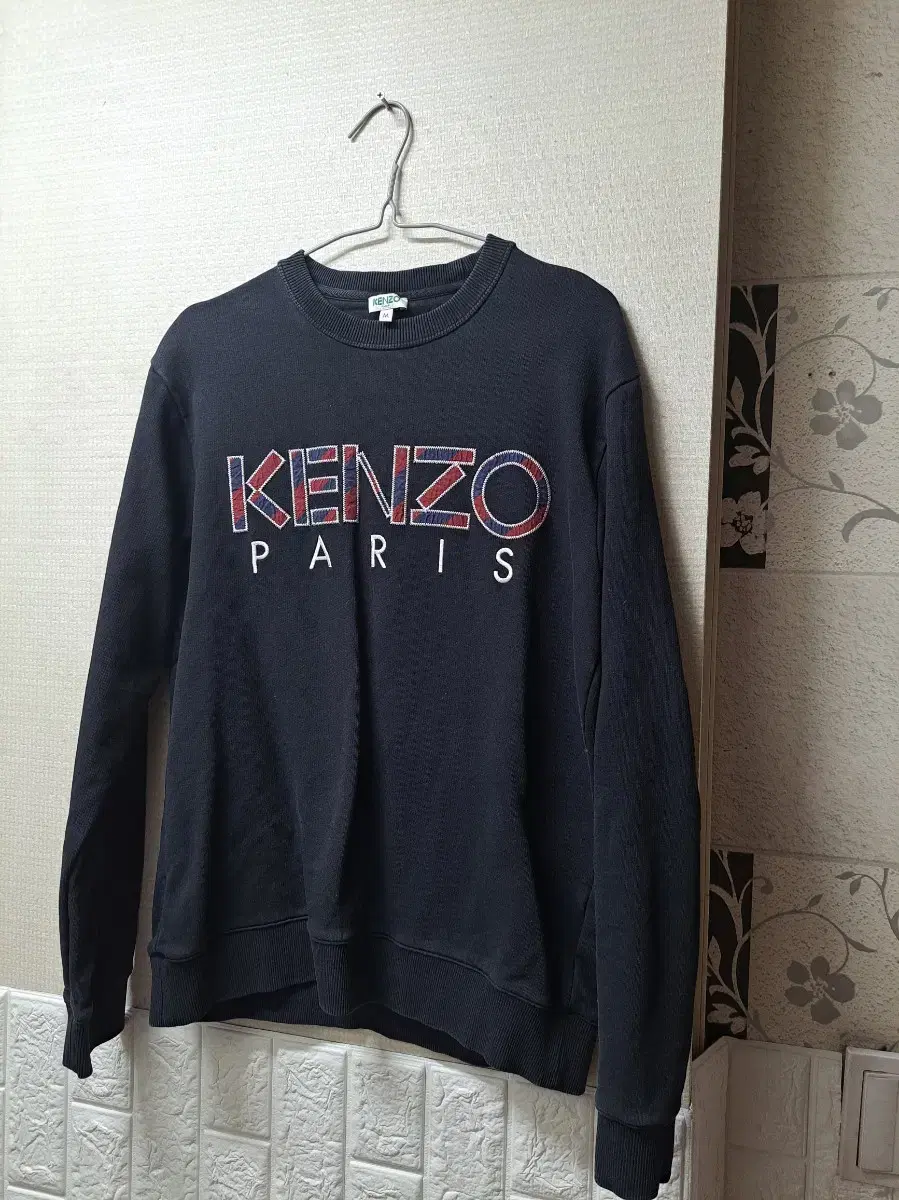 KENZO. 맨투맨정품. 사이즈 M