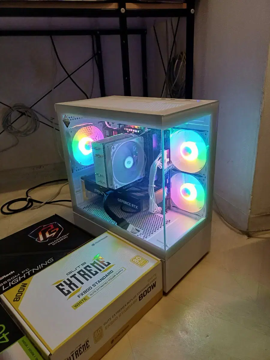 RTX4070SUPER 라이젠7600 어항본체