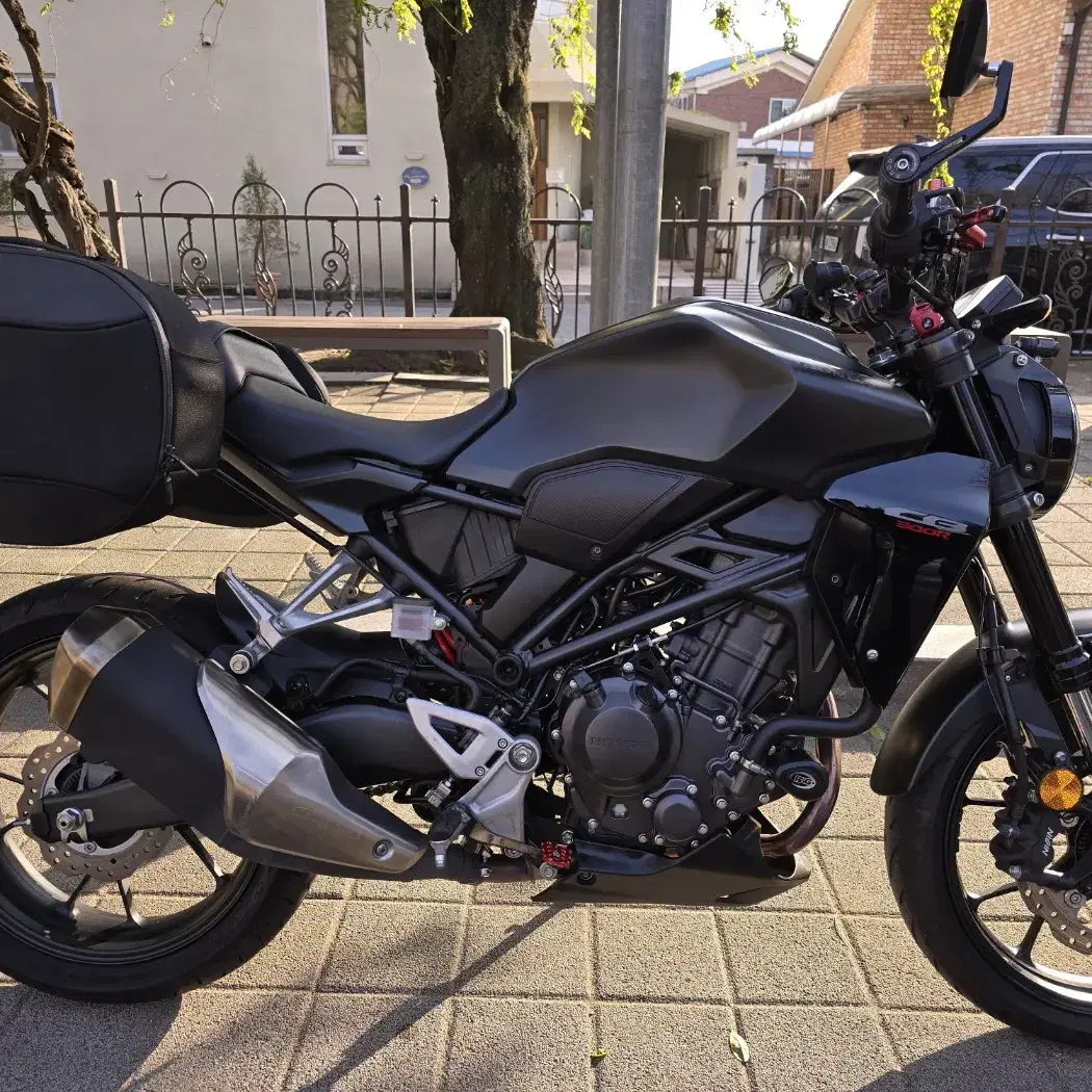 혼다 cb300r 22년식