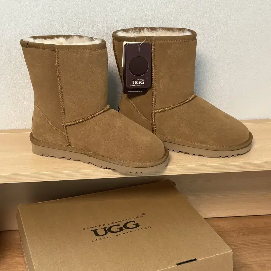 OZWEAR UGG 오즈웨어 소가죽 남여공용 클래식 숏 어그부츠 37