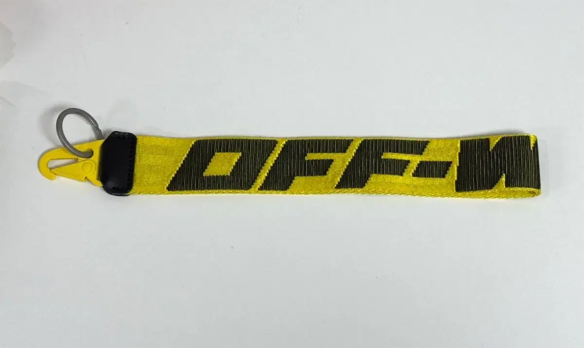 오프화이트 OFF-WHITE 인더스트리얼 2.0 키링