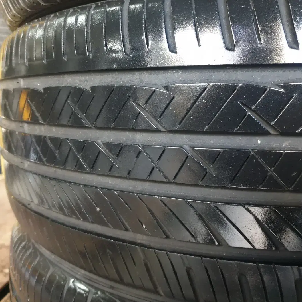 중고타이어 한국 라우펜 S FIT AS 225/45R18 95V 4개세트