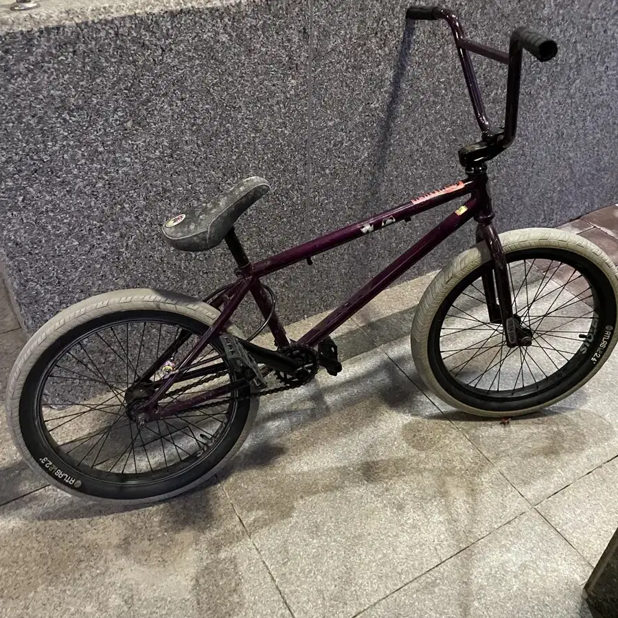 스톨른 bmx