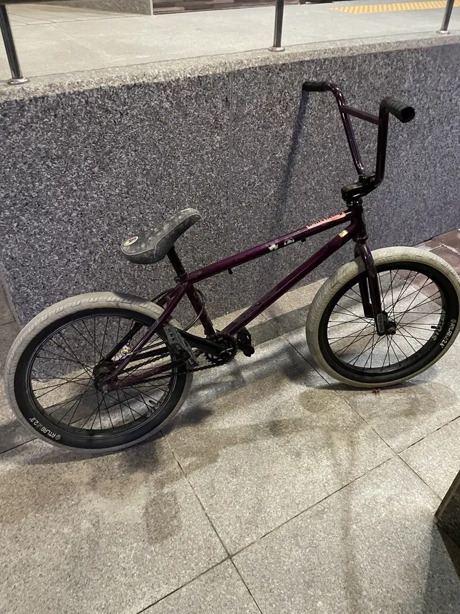 스톨른 bmx