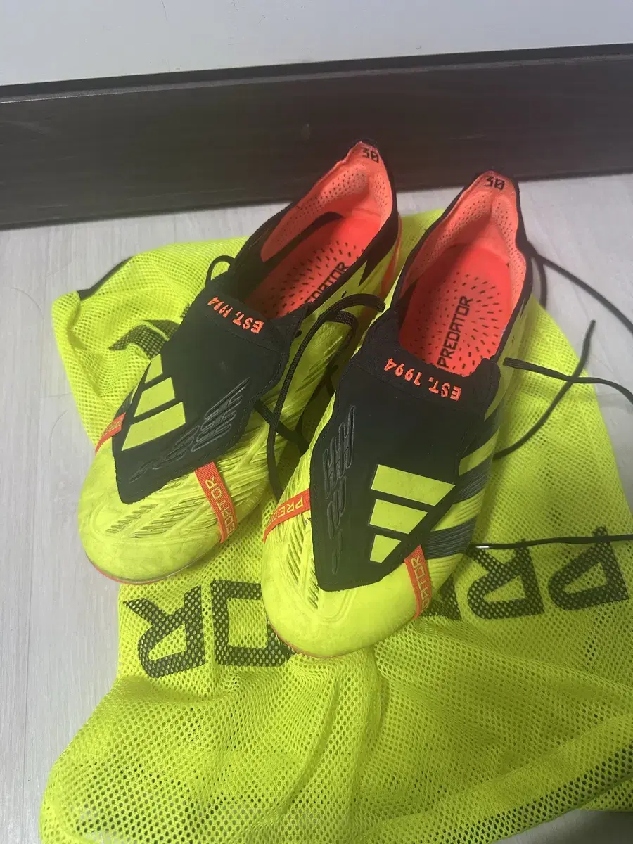 Adidas Predator Elite Tongue solar Yellows Quick sale