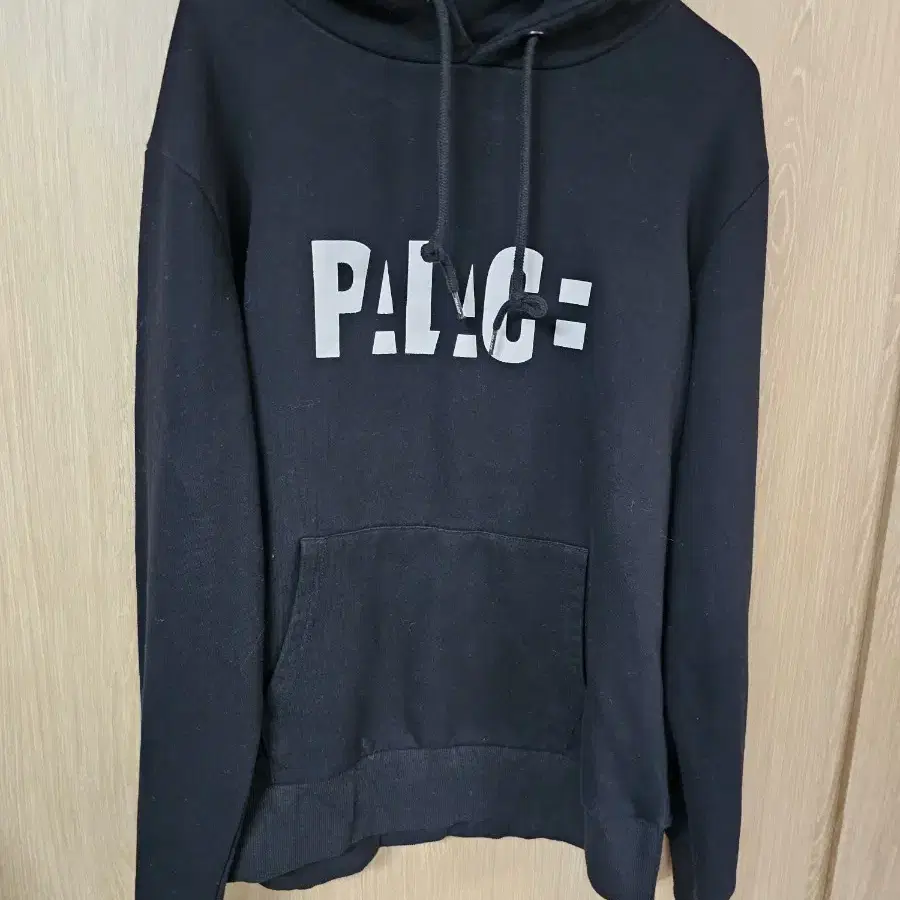 PALACE 팔라스 볼록 후드