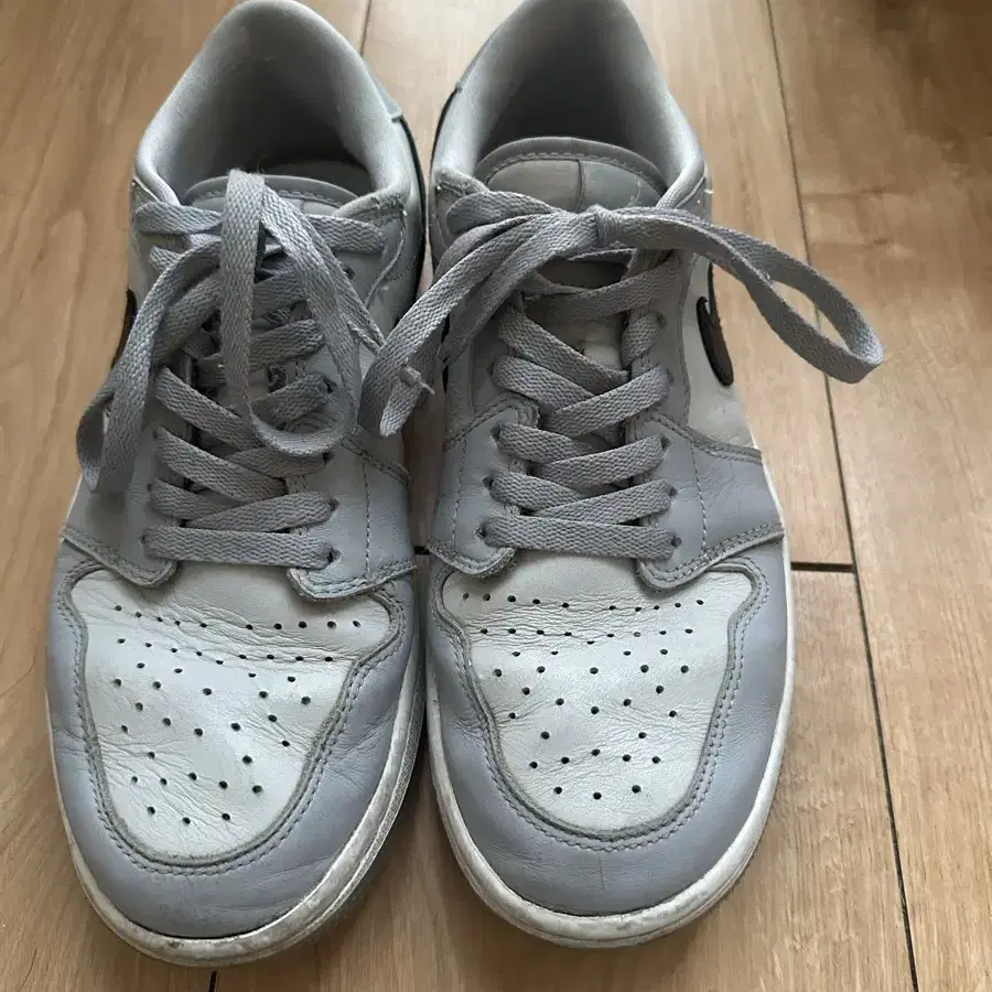 조던 1 Low Golf Wolf Grey