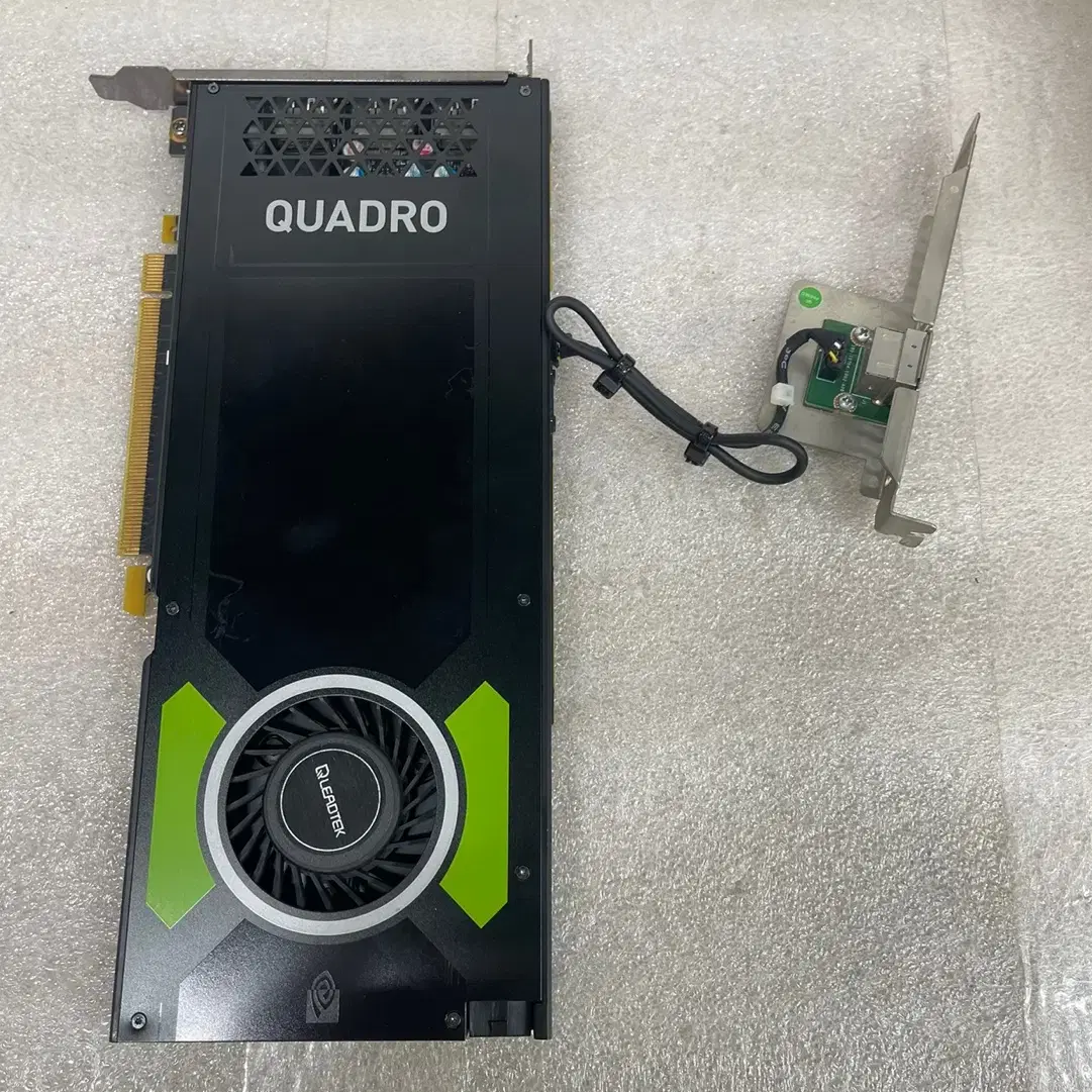 NVIDIA 쿼드로 P4000 D5 8GB