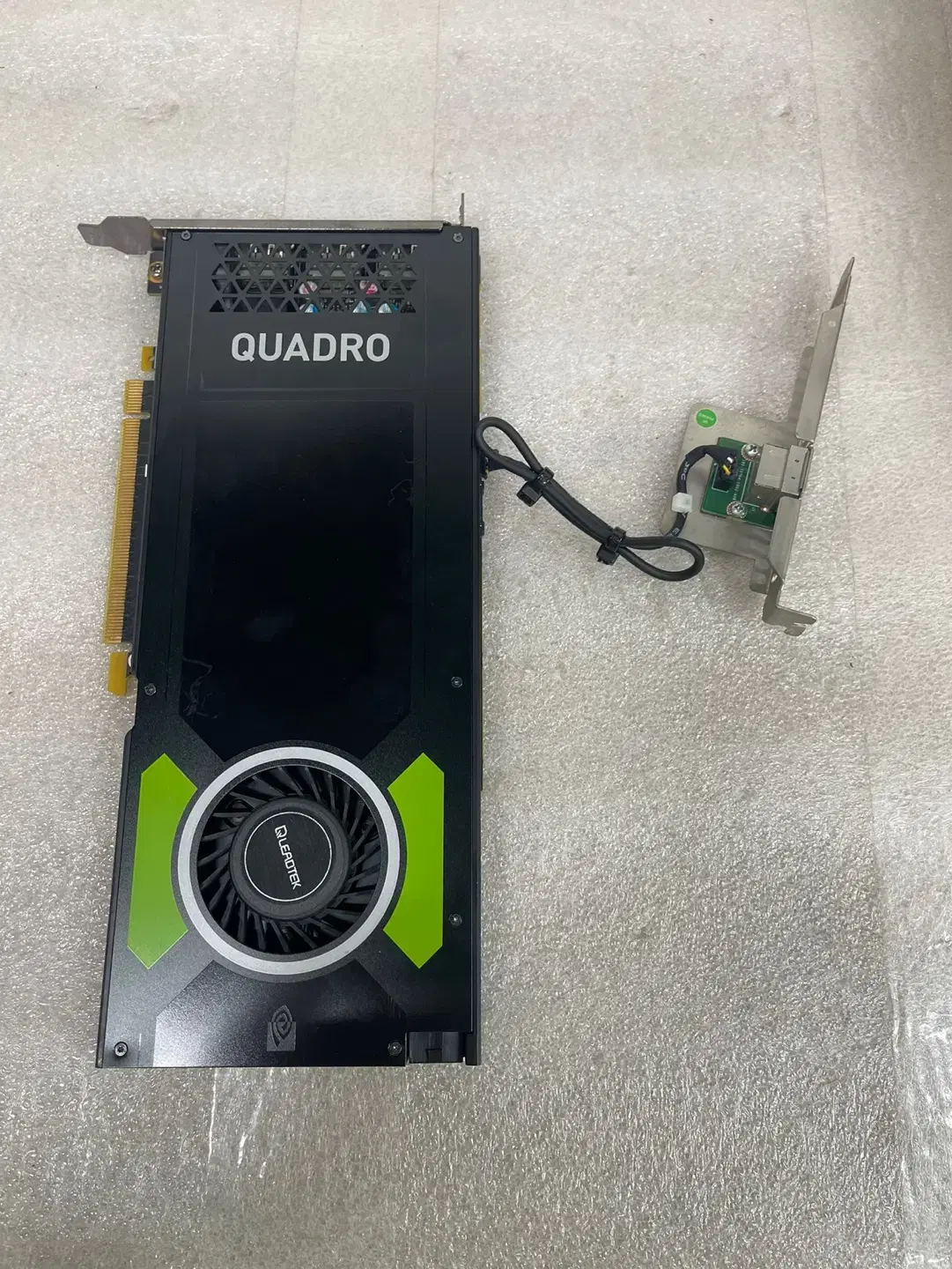 NVIDIA 쿼드로 P4000 D5 8GB