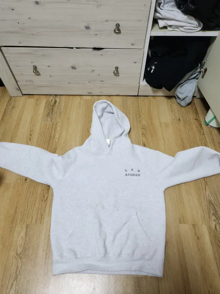 iApps Light Gray Hoodie M