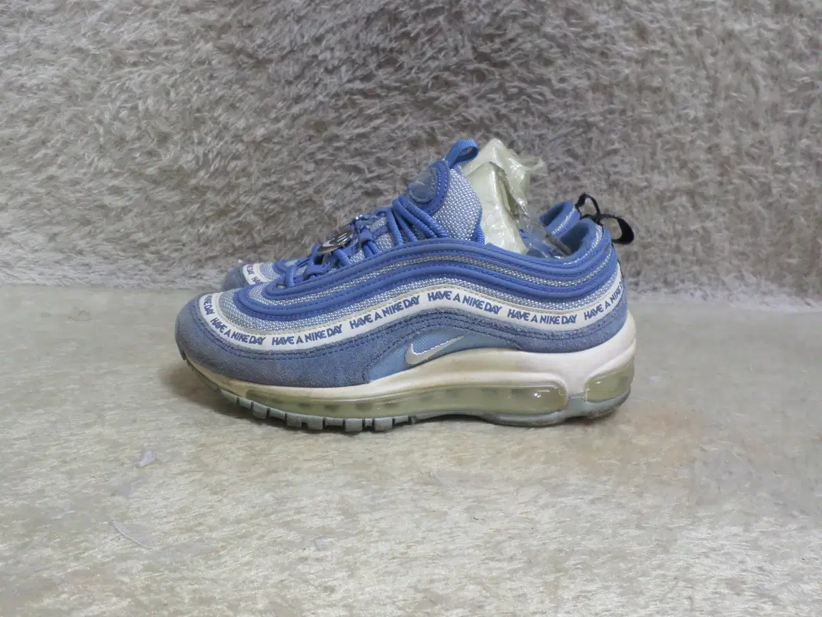 Whirly-gig 230 Nike Air Max 97 Have a Nice Nike Day Sneakers Used Shoes