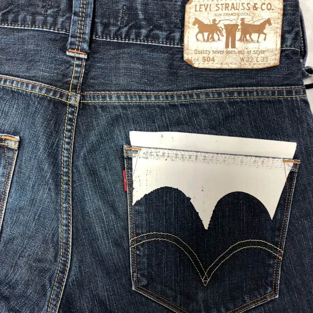 Levi's 504 스트레이트 핏 데님 팬츠(W32)