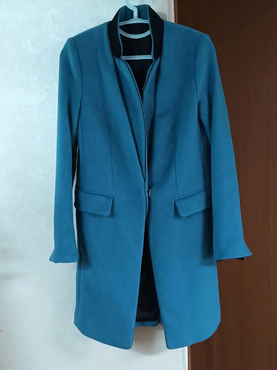 Itmisha coat(size 55) Free shipping