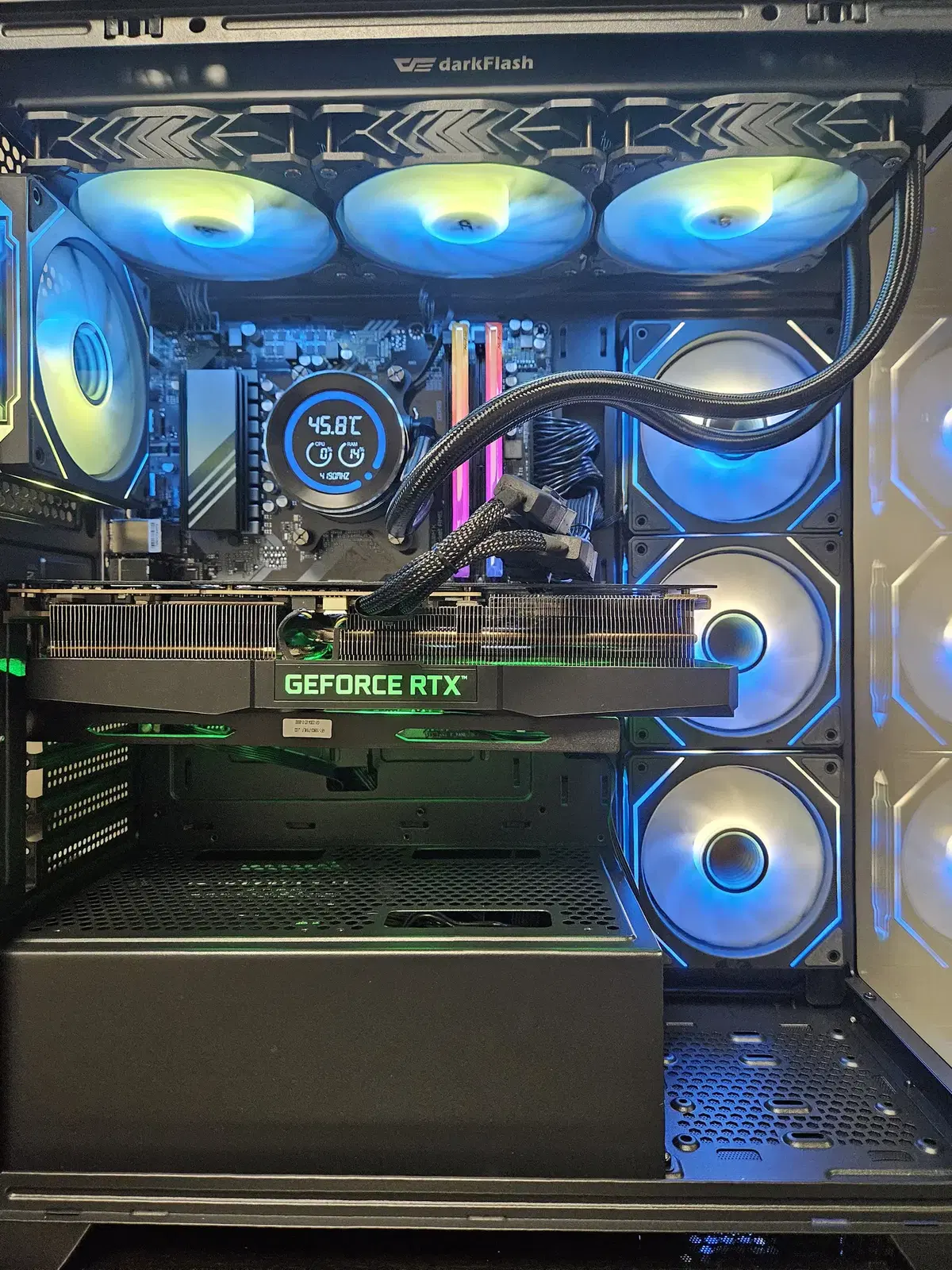 7950x3d, rtx4080 super 하이엔드급 본체