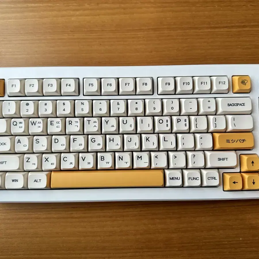 (미사용) 기계식 키보드 꿀벌 PBT 키캡 (한글, XDA, 염료 승화)