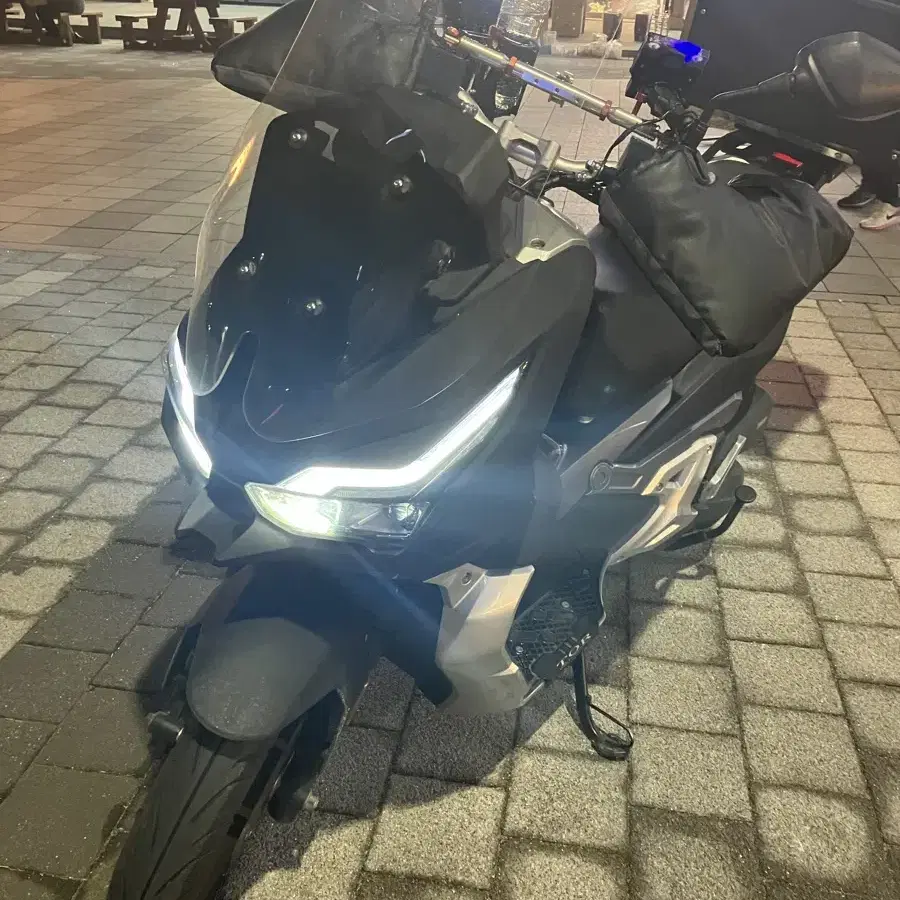 adv125