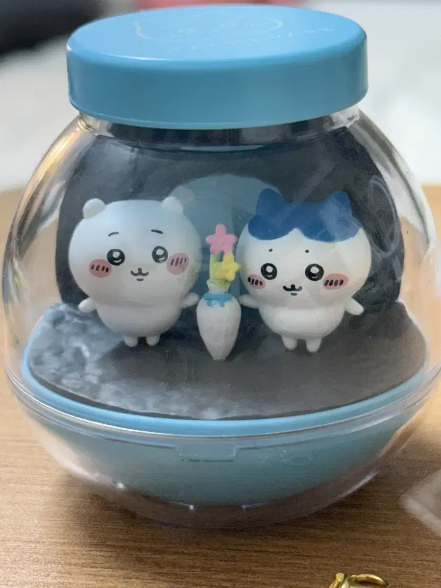 농담곰 쿠지 음식 가챠 키링 치이카와 캡슐리움 하치와레 오니기리 주먹밥