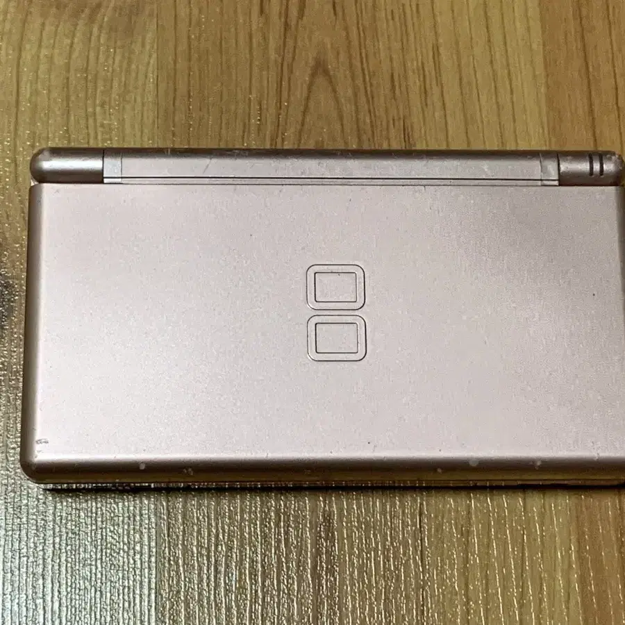 닌텐도 DS Lite 로즈골드(상단액정 데드픽셀)