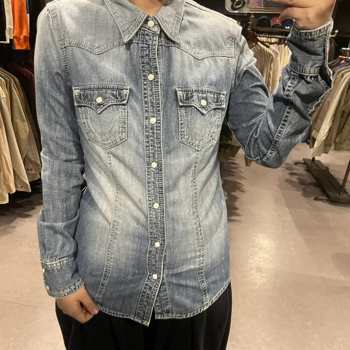 (229) TRUE RELIGION 트루릴리젼 빈티지 워싱 데님셔츠