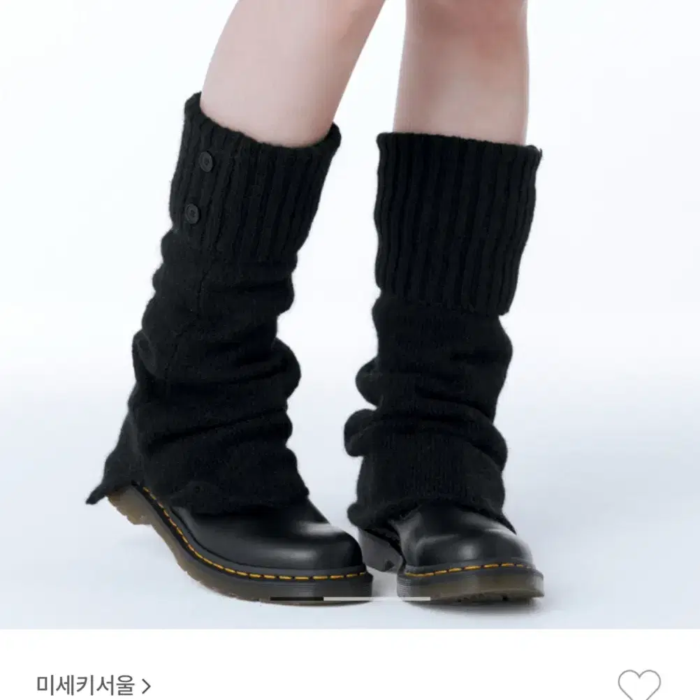 미세키서울 Button knit leg warmer BLACK 레그워머