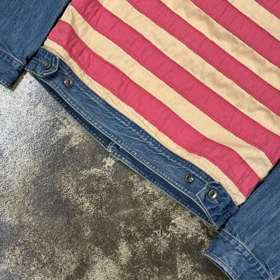 JEEP The American Flag Damaged Jacket