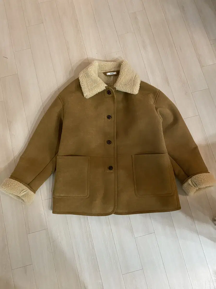 [1회 착용] 드파운드 suede shearling single coat