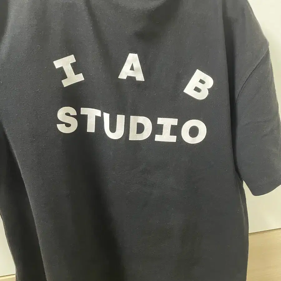 Iab studio 검정 블랙 반팔 l