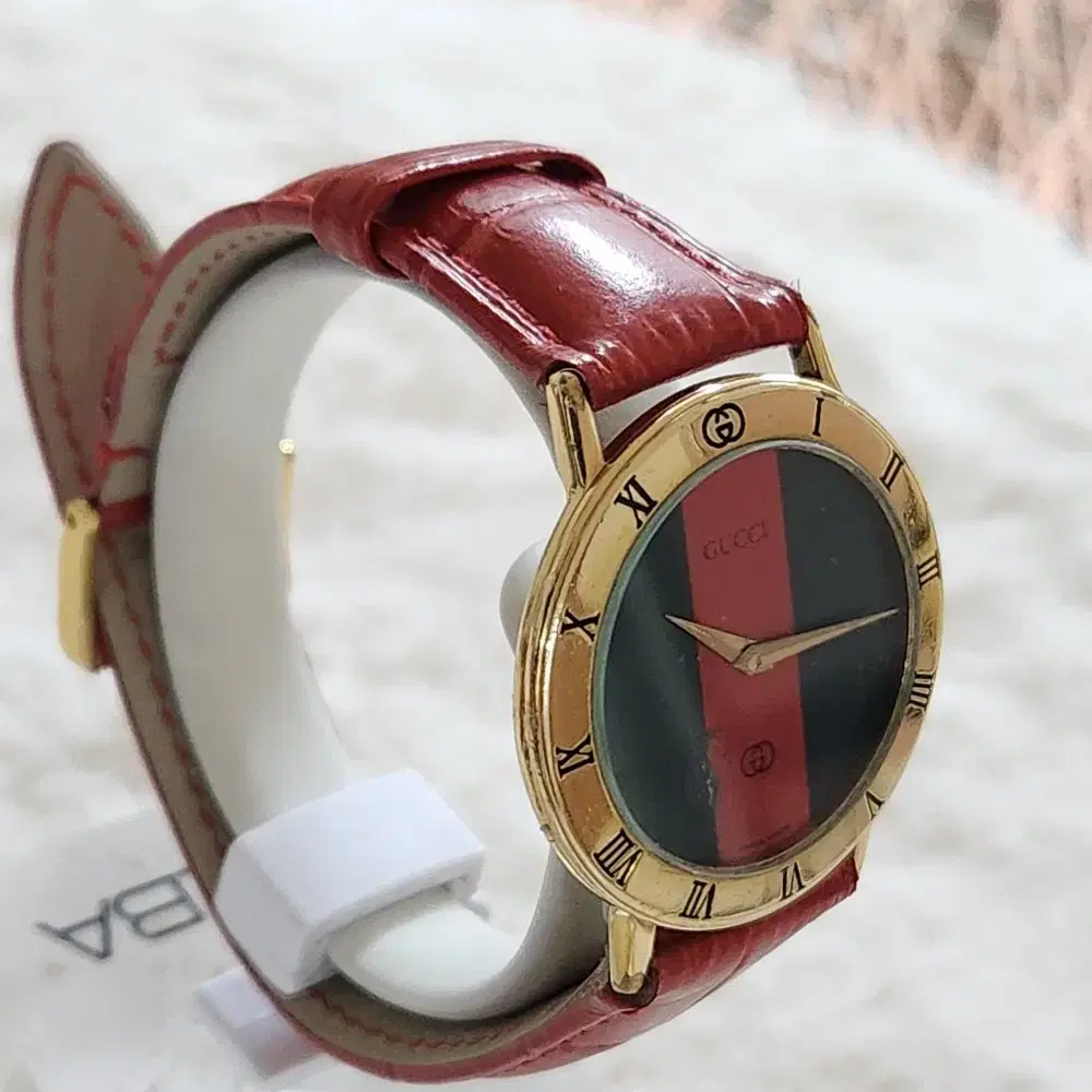 # 138 )  GUCCI  3000 M