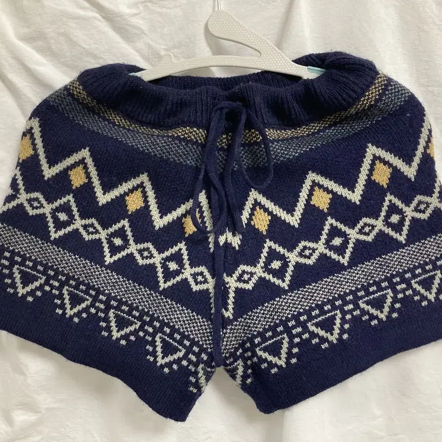 vintage knit short pants